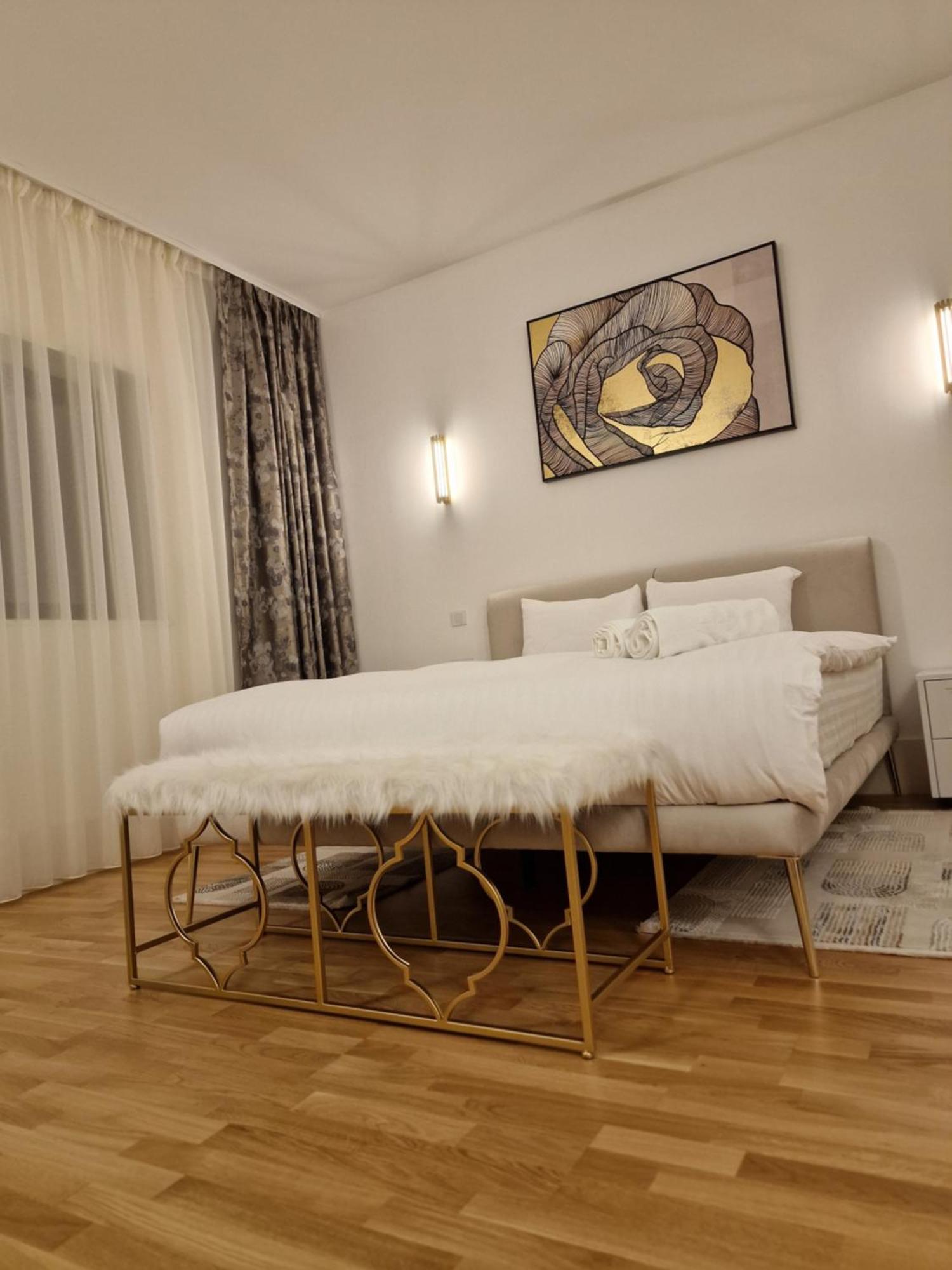 Appartement Rokebea Luxury à Braşov Extérieur photo